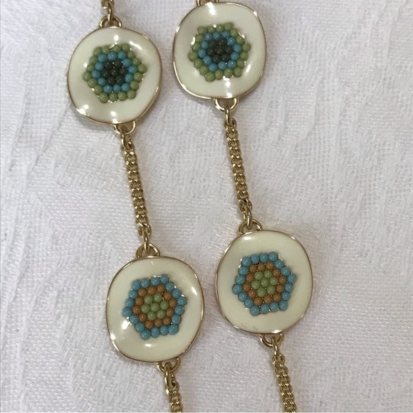 Talbots Beaded Medallion Station Necklace Gold Ivory Green Adjustable 18-21" - Picture 9 of 10